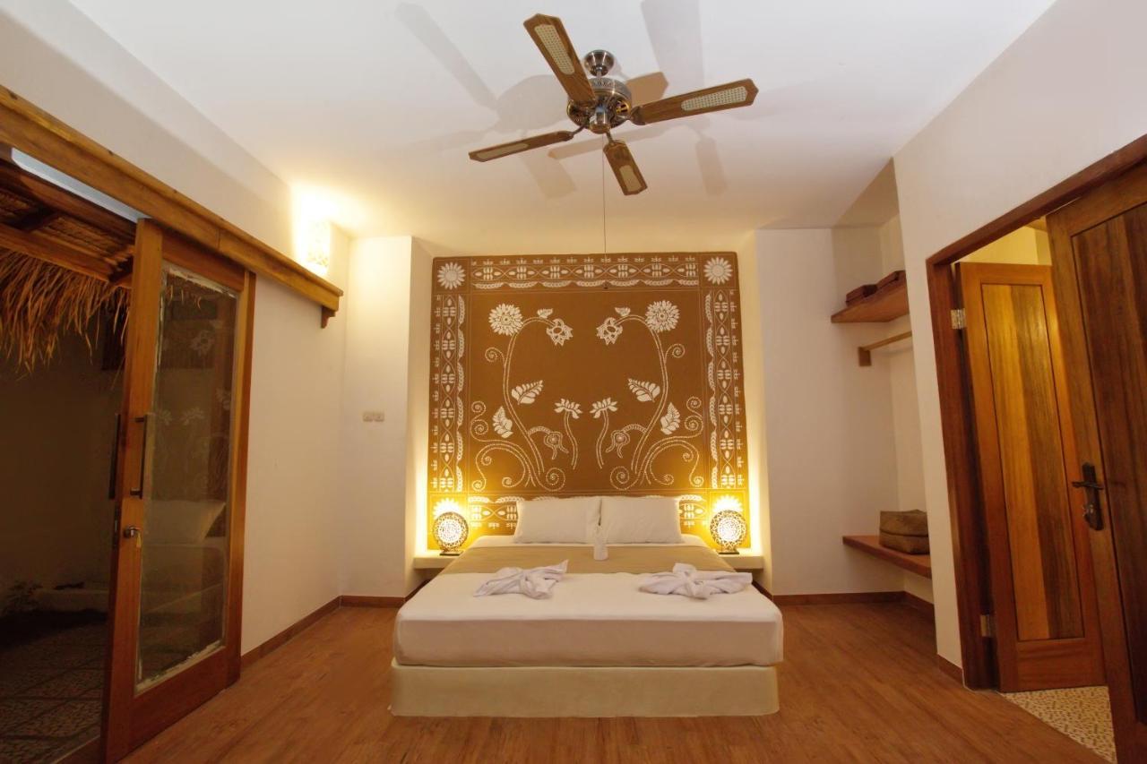 Golden Villa Gili Trawangan Exterior foto