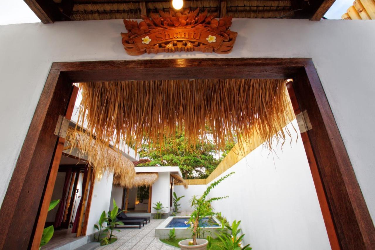 Golden Villa Gili Trawangan Exterior foto