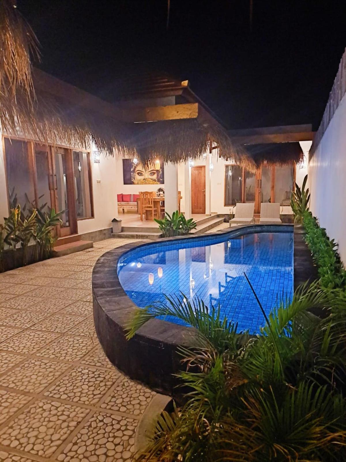 Golden Villa Gili Trawangan Exterior foto